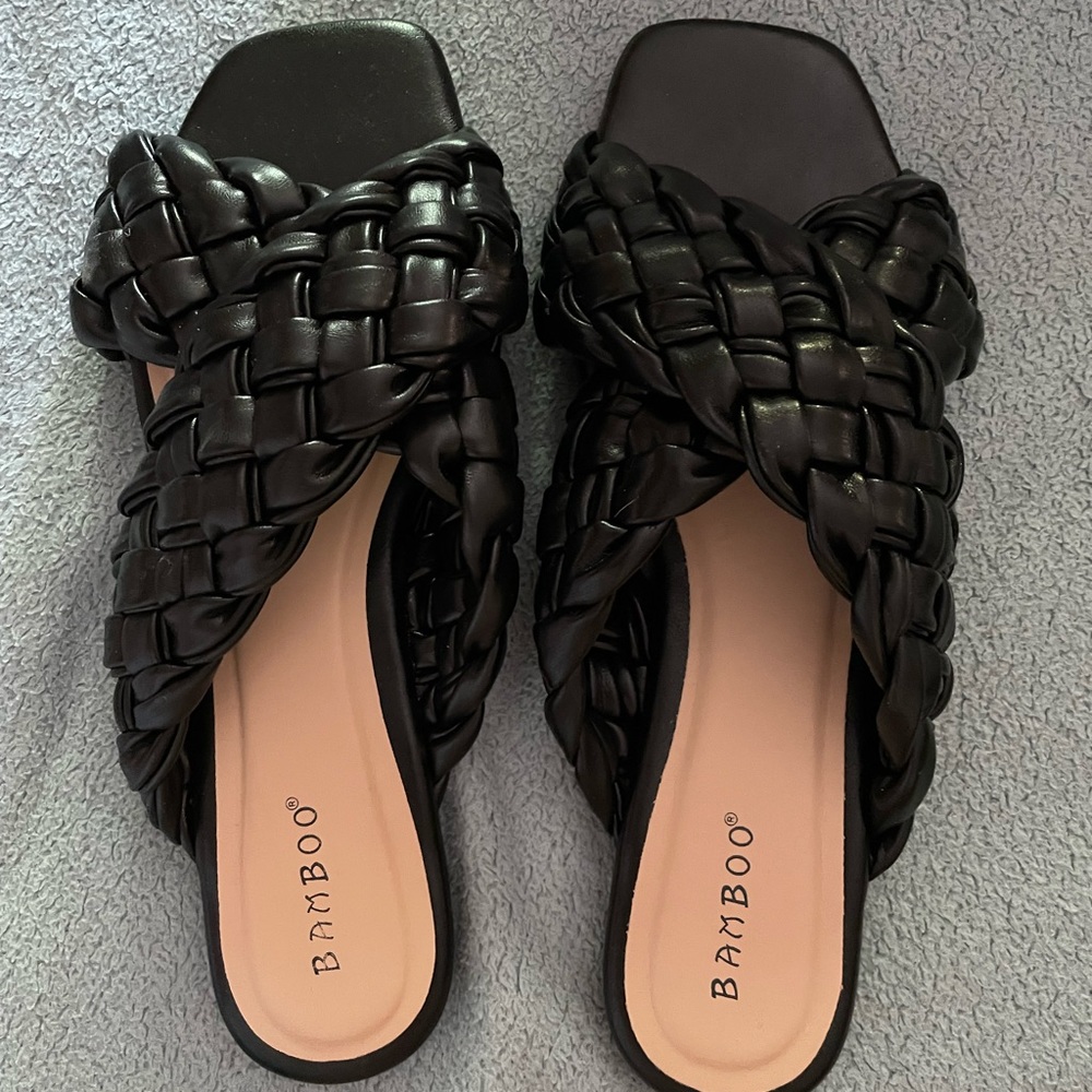 Bamboo Braided Crisscross Strap Kick 61 Sandal 8.5